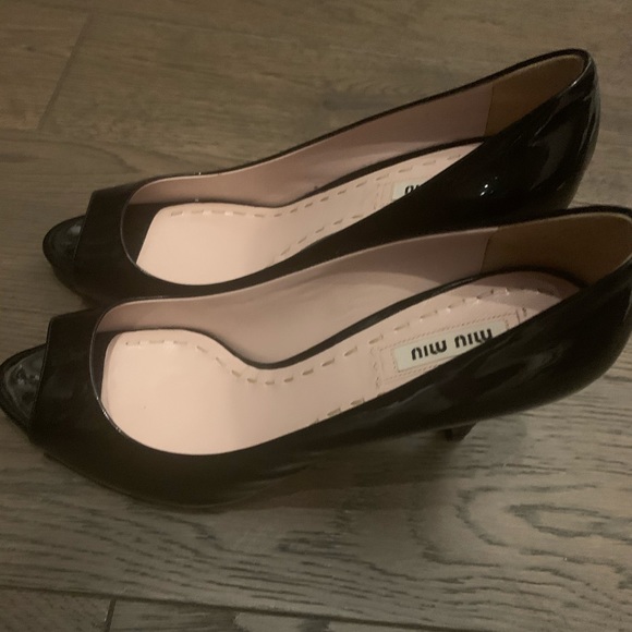 Gorgeous Miu Miu peep toe shoes - Picture 4 of 4